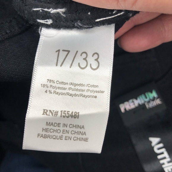 Simple Society Super High Rise Black Denim Jeans Sz 17/33 - Picture 6 of 8